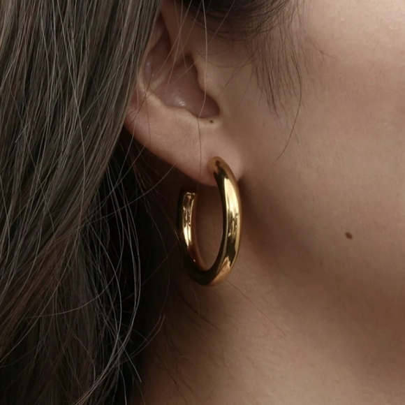 NEW Gold Classic Tube Hoops - Picture 6 of 10
